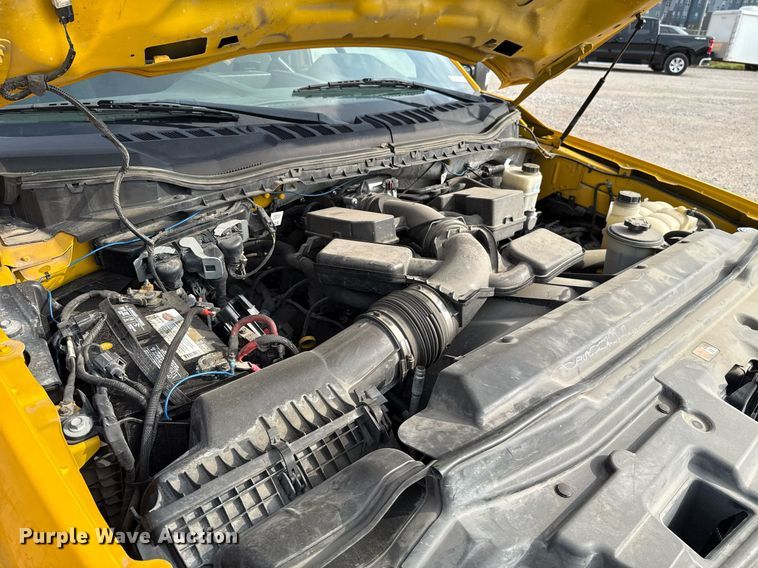 image for item EJ4536 2020 Ford F350 Super Duty utility bed pickup truck