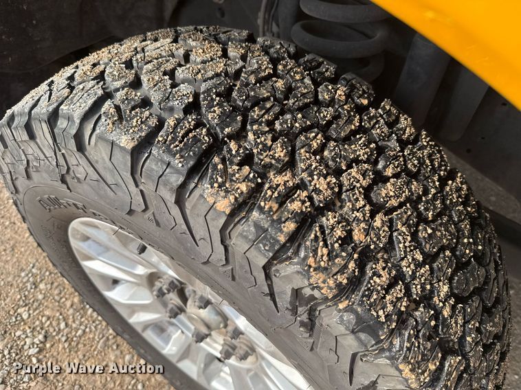 image for item EJ4536 2020 Ford F350 Super Duty utility bed pickup truck