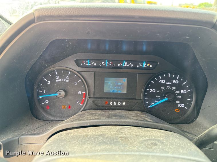 image for item EJ4537 2022 Ford F350 Super Duty utility bed pickup truck