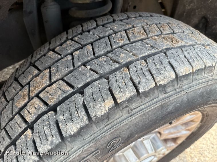 image for item EJ4537 2022 Ford F350 Super Duty utility bed pickup truck