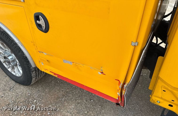 image for item EJ4538 2022 Ford F350 Super Duty utility bed pickup truck