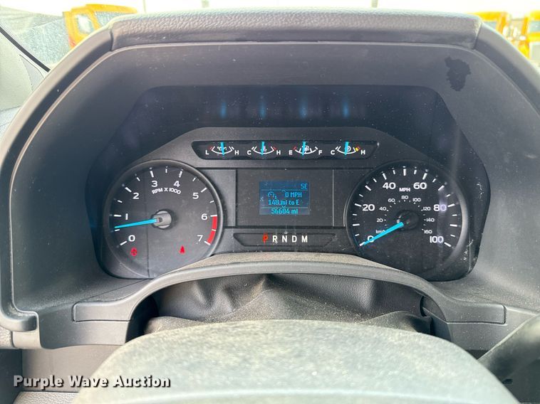 image for item EJ4538 2022 Ford F350 Super Duty utility bed pickup truck