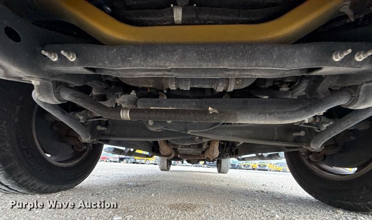 image for item EJ4538 2022 Ford F350 Super Duty utility bed pickup truck