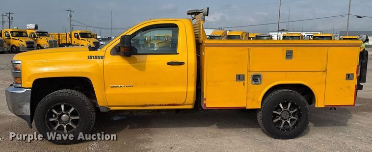 image for item EJ4539 2017 Chevrolet Silverado 3500HD utility bed pickup truck