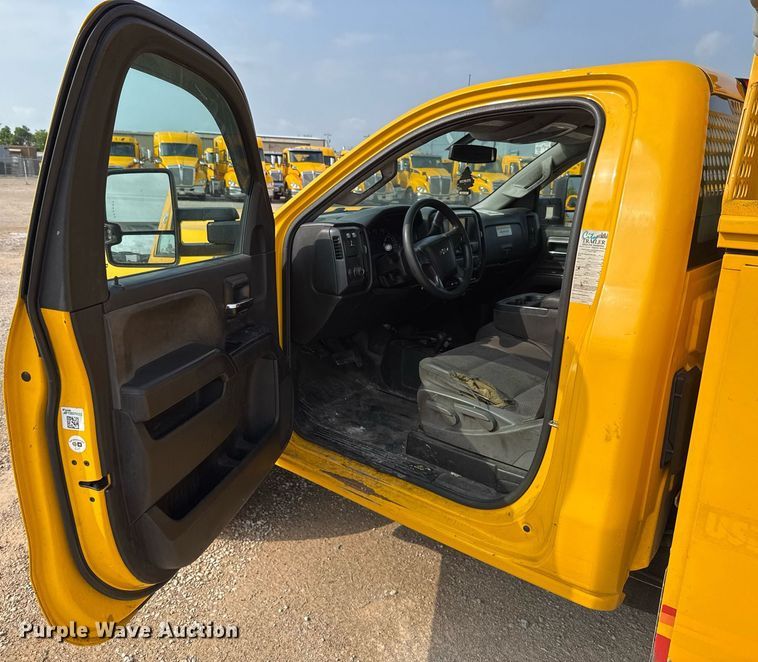 image for item EJ4539 2017 Chevrolet Silverado 3500HD utility bed pickup truck