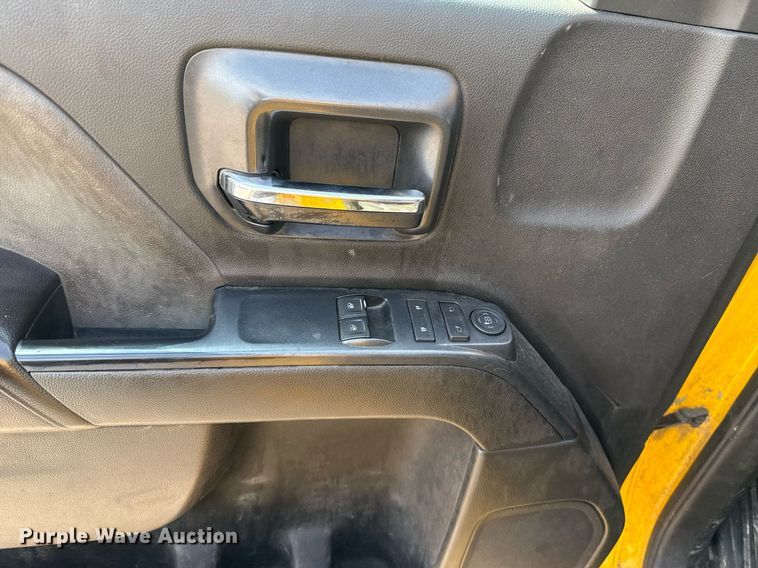 image for item EJ4539 2017 Chevrolet Silverado 3500HD utility bed pickup truck