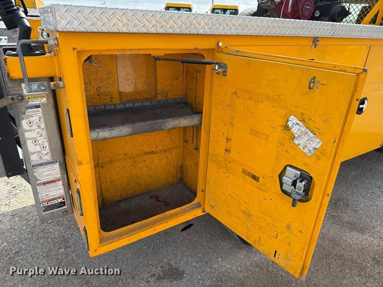 image for item EJ4540 2020 Ford F350 Super Duty utility bed pickup truck