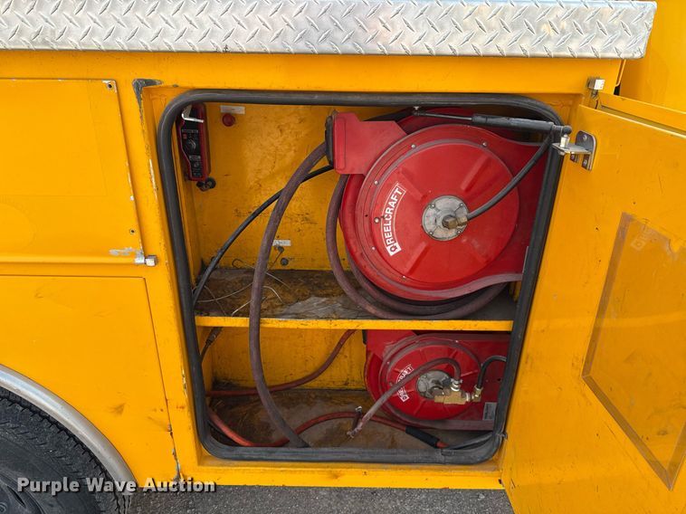 image for item EJ4540 2020 Ford F350 Super Duty utility bed pickup truck