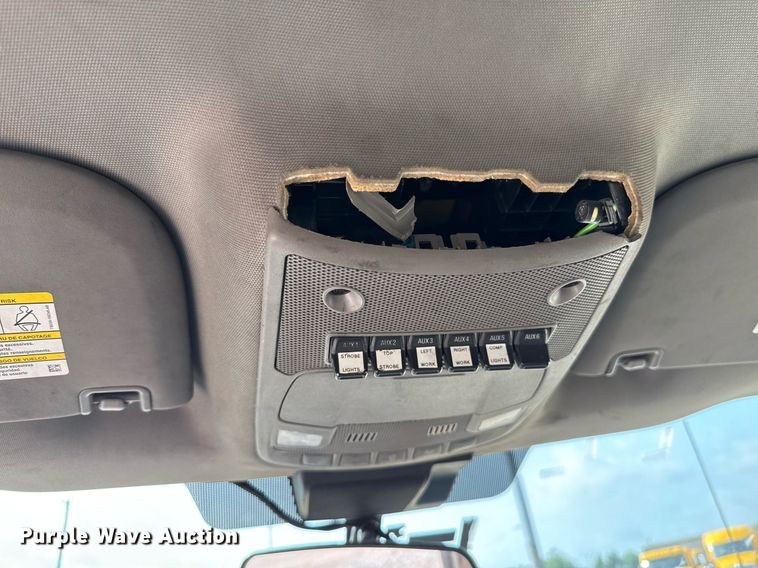 image for item EJ4540 2020 Ford F350 Super Duty utility bed pickup truck