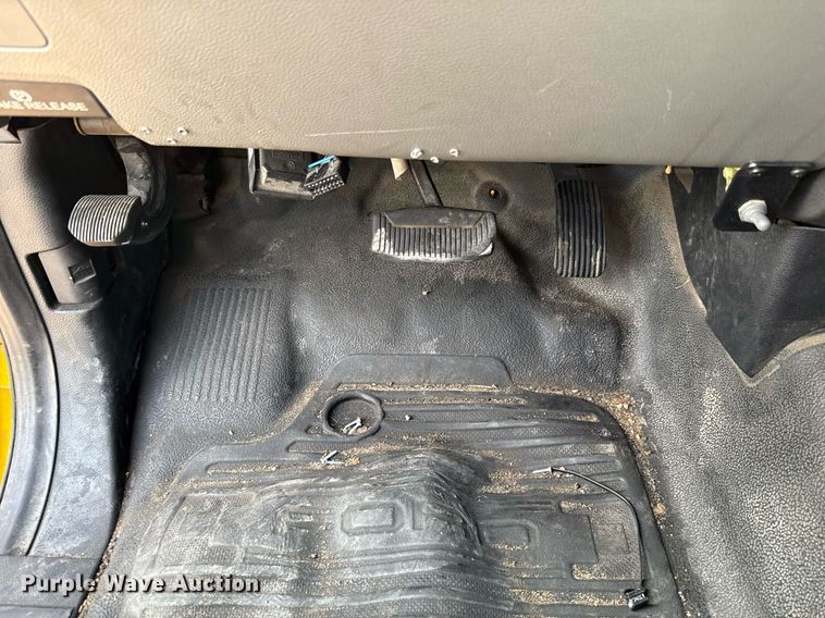 image for item EJ4540 2020 Ford F350 Super Duty utility bed pickup truck