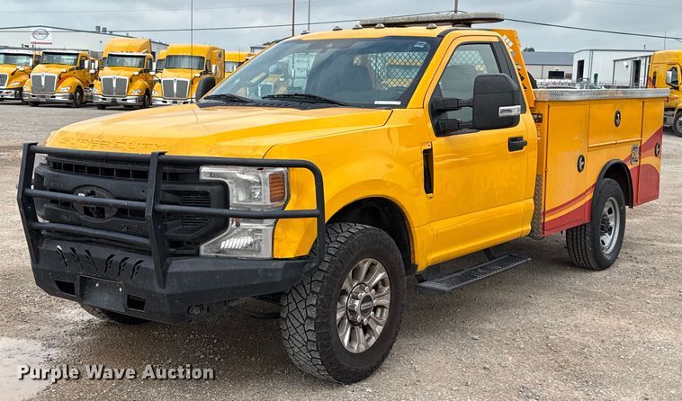 image for item EJ4541 2020 Ford F350 Super Duty utility bed pickup truck