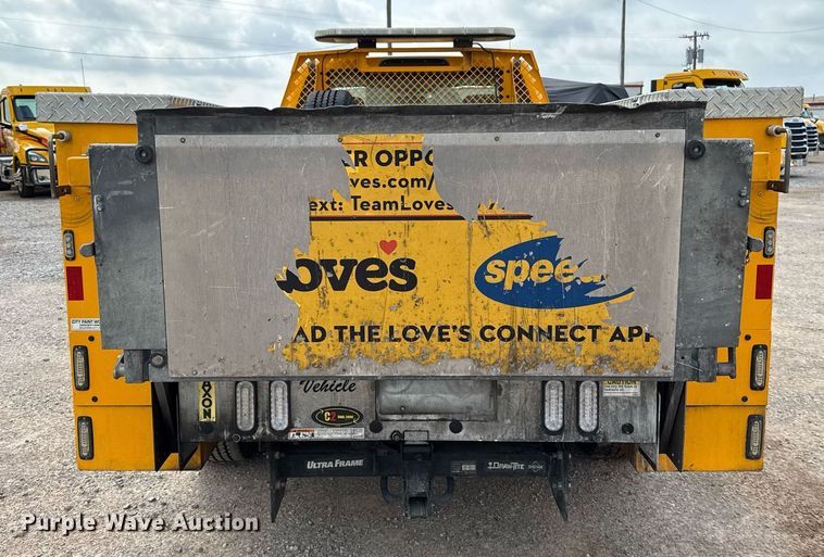 image for item EJ4541 2020 Ford F350 Super Duty utility bed pickup truck