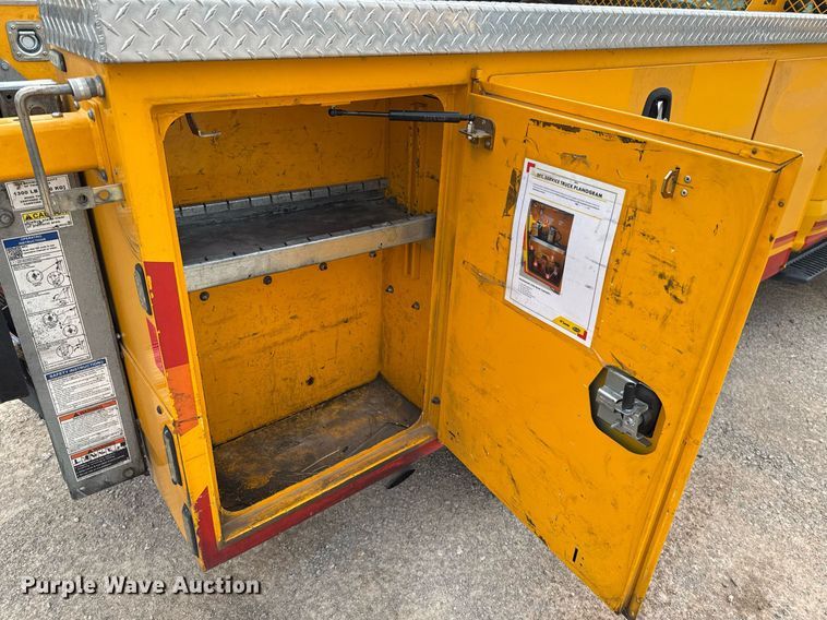 image for item EJ4541 2020 Ford F350 Super Duty utility bed pickup truck