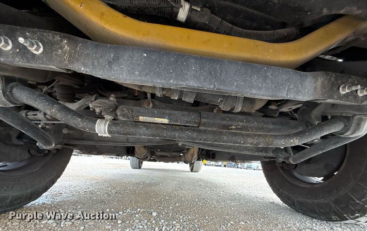 image for item EJ4541 2020 Ford F350 Super Duty utility bed pickup truck