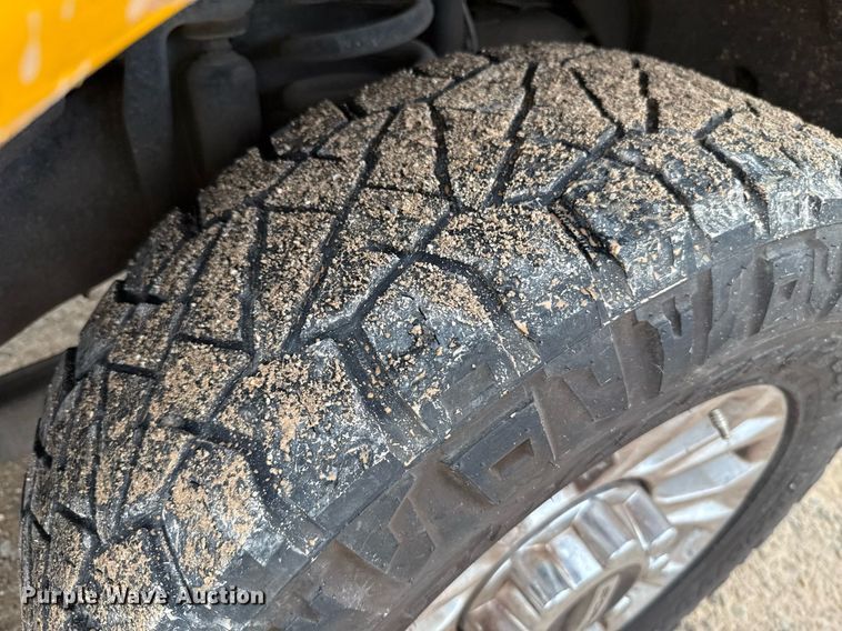 image for item EJ4541 2020 Ford F350 Super Duty utility bed pickup truck