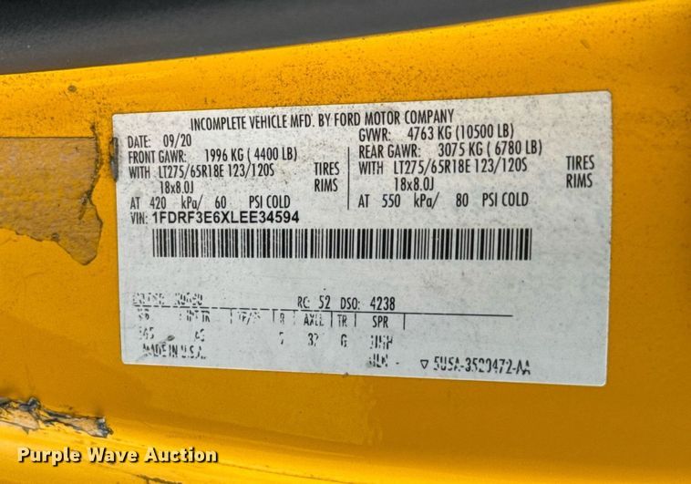 image for item EJ4541 2020 Ford F350 Super Duty utility bed pickup truck