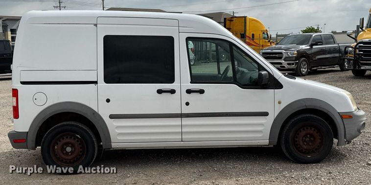 image for item EJ4542 2013 Ford Transit Connect van