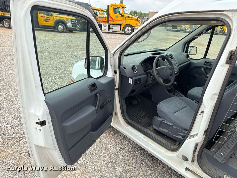 image for item EJ4542 2013 Ford Transit Connect van