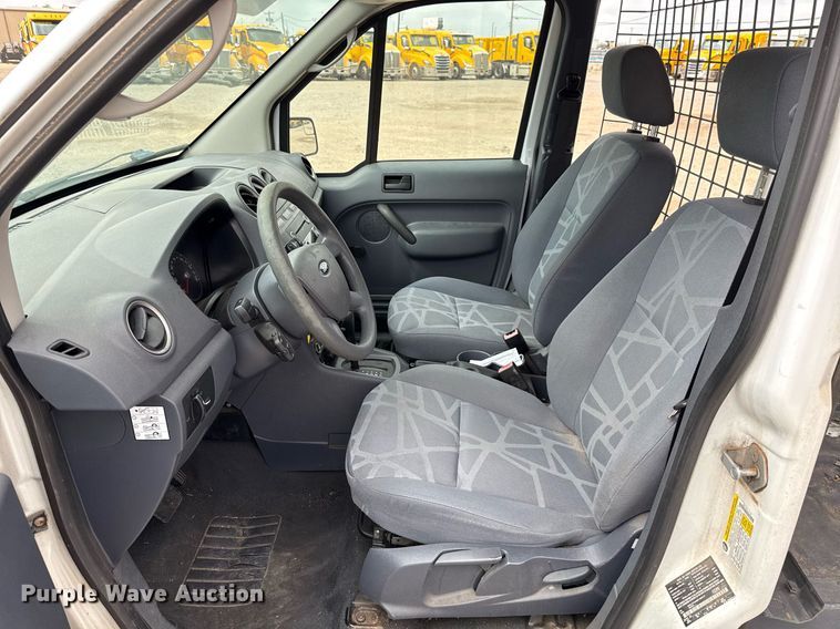 image for item EJ4542 2013 Ford Transit Connect van