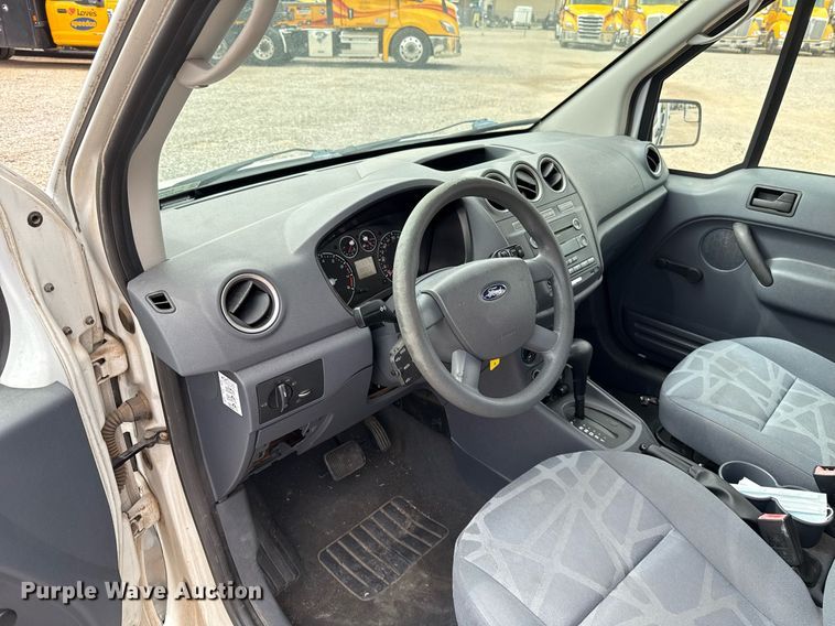 image for item EJ4542 2013 Ford Transit Connect van