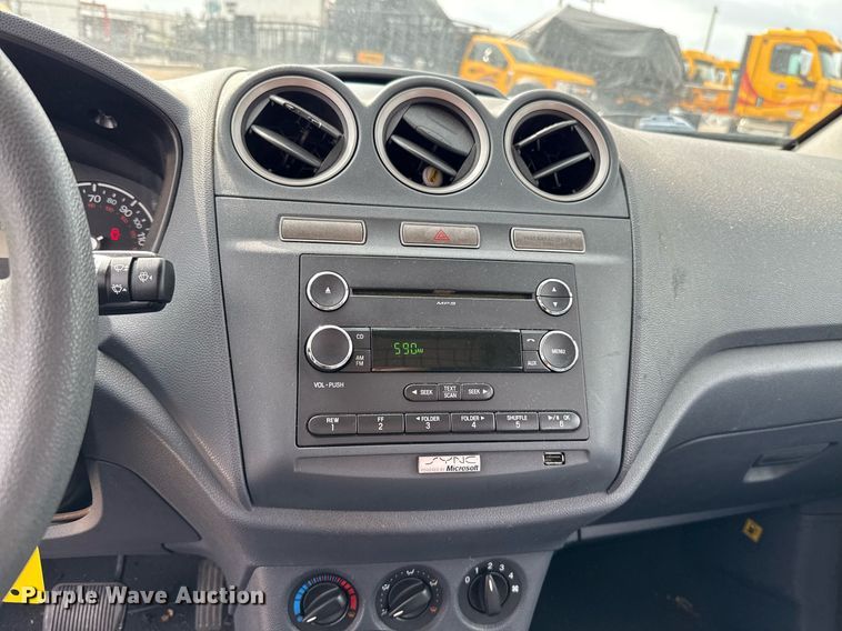 image for item EJ4542 2013 Ford Transit Connect van