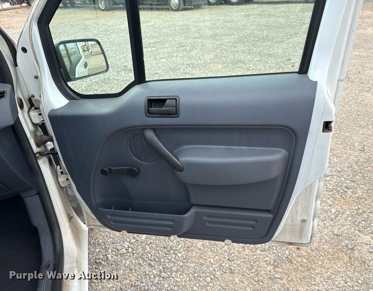 image for item EJ4542 2013 Ford Transit Connect van