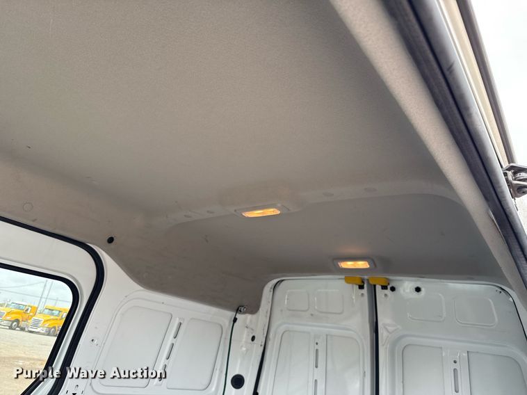 image for item EJ4542 2013 Ford Transit Connect van