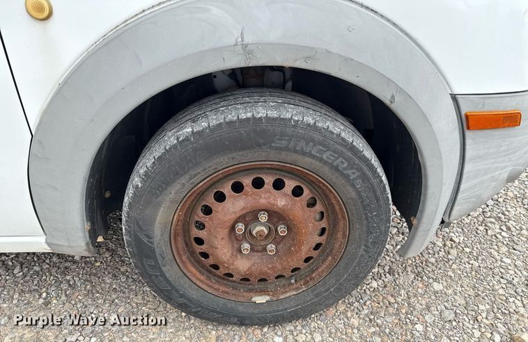 image for item EJ4542 2013 Ford Transit Connect van