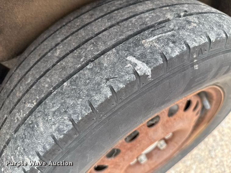 image for item EJ4542 2013 Ford Transit Connect van