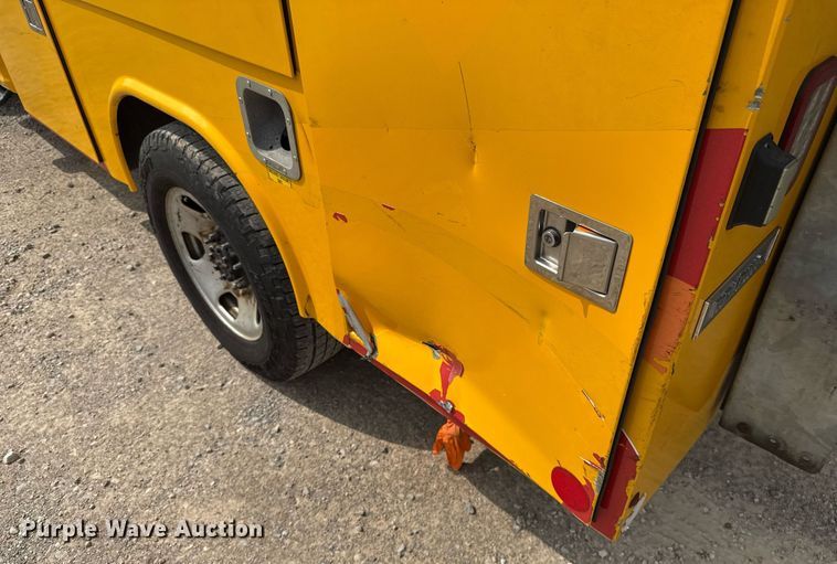 image for item EJ4544 2019 Ford F350 Super Duty utility bed pickup truck