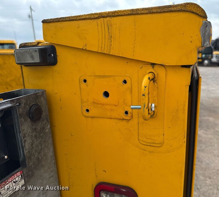 image for item EJ4544 2019 Ford F350 Super Duty utility bed pickup truck