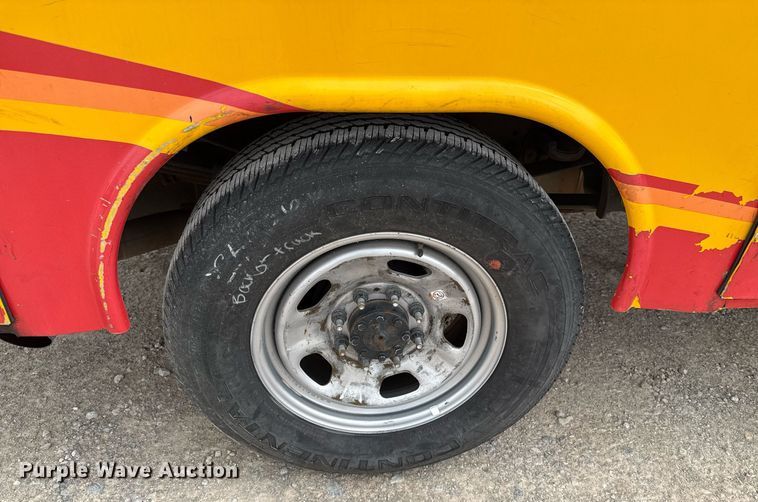 image for item EJ4544 2019 Ford F350 Super Duty utility bed pickup truck