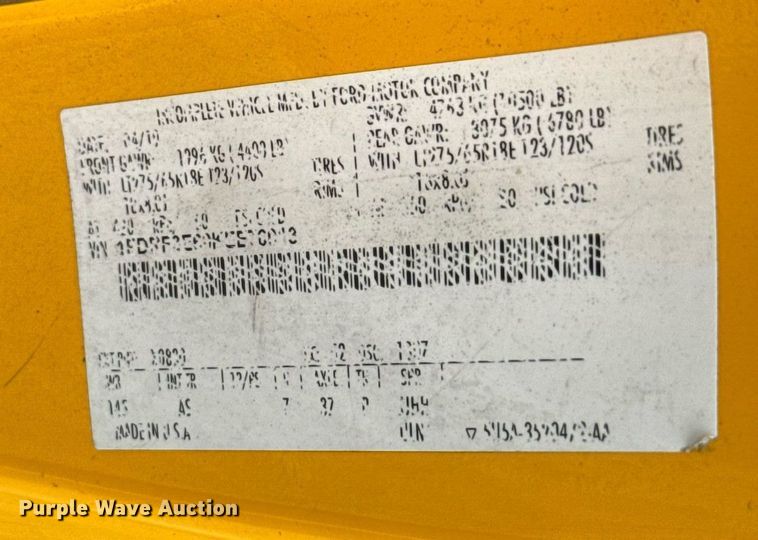 image for item EJ4544 2019 Ford F350 Super Duty utility bed pickup truck