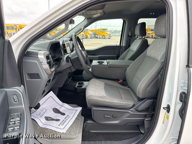 image for item EJ4545 2023 Ford F150 SuperCrew pickup truck