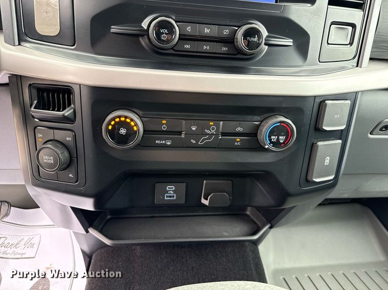 image for item EJ4545 2023 Ford F150 SuperCrew pickup truck