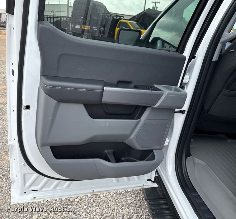 image for item EJ4545 2023 Ford F150 SuperCrew pickup truck