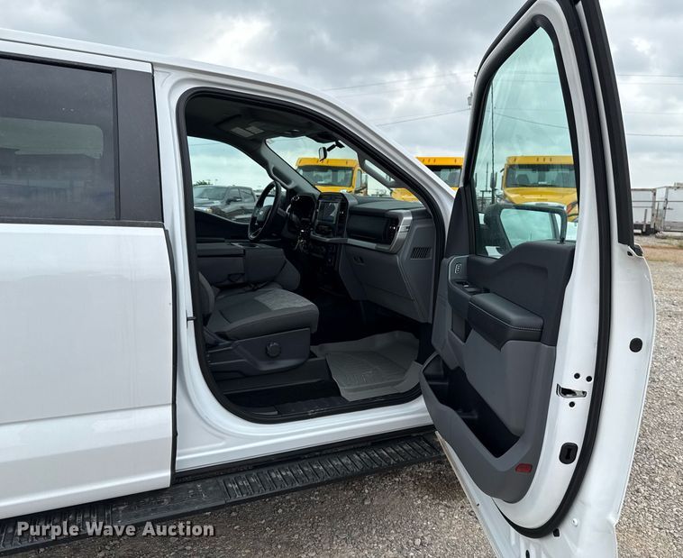 image for item EJ4545 2023 Ford F150 SuperCrew pickup truck