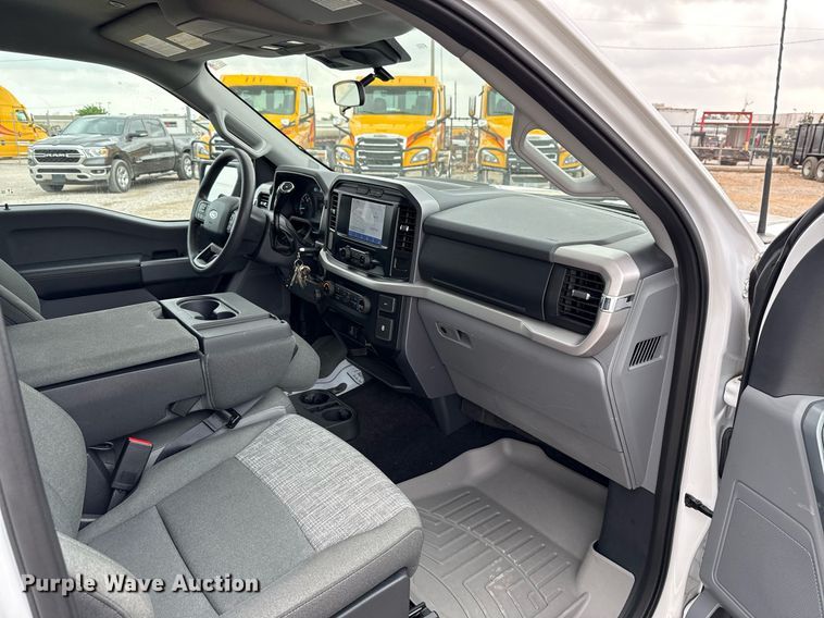 image for item EJ4545 2023 Ford F150 SuperCrew pickup truck