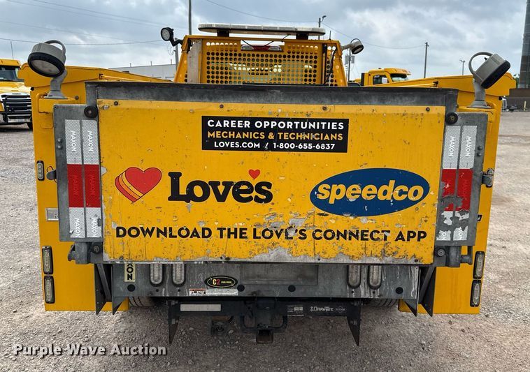 image for item EJ4546 2019 Ford F350 Super Duty utility bed pickup truck