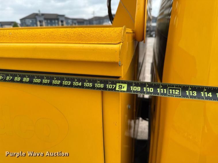 image for item EJ4546 2019 Ford F350 Super Duty utility bed pickup truck