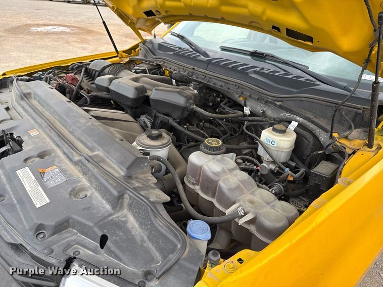 image for item EJ4546 2019 Ford F350 Super Duty utility bed pickup truck