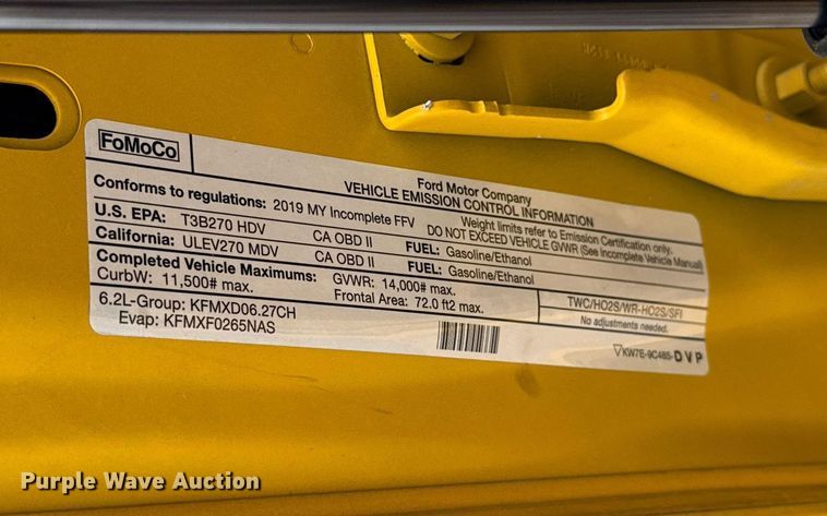 image for item EJ4546 2019 Ford F350 Super Duty utility bed pickup truck