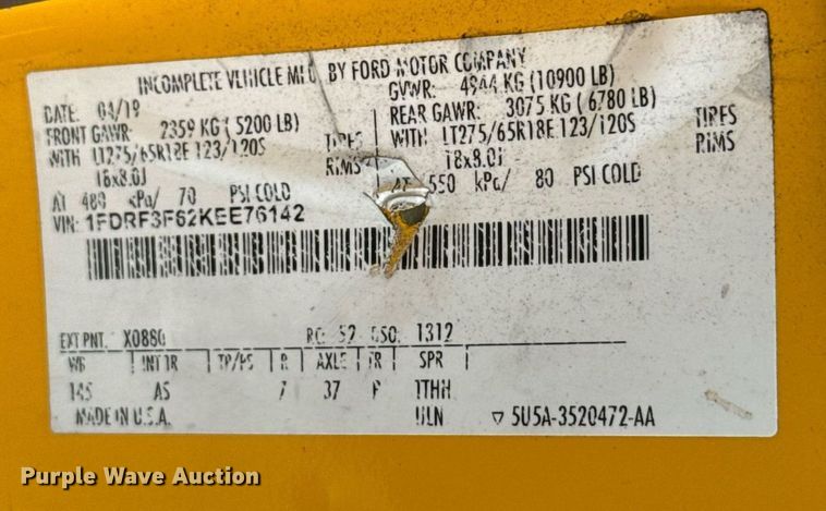 image for item EJ4546 2019 Ford F350 Super Duty utility bed pickup truck