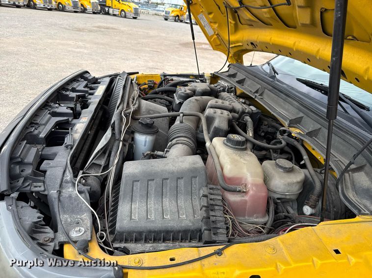 image for item EJ4547 2015 Ford F350 Super Duty  utility bed pickup truck