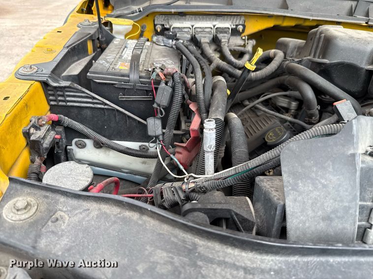 image for item EJ4547 2015 Ford F350 Super Duty  utility bed pickup truck