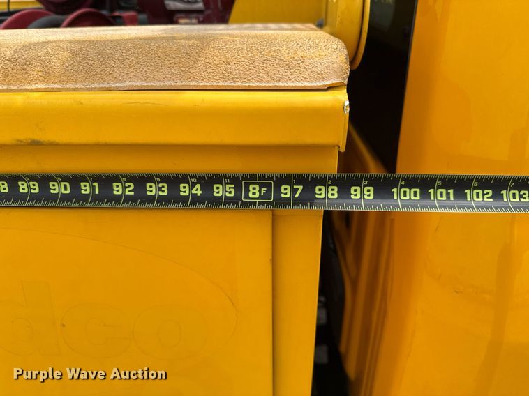 image for item EJ4549 2017 Ford F350 Super Duty utility bed pickup truck