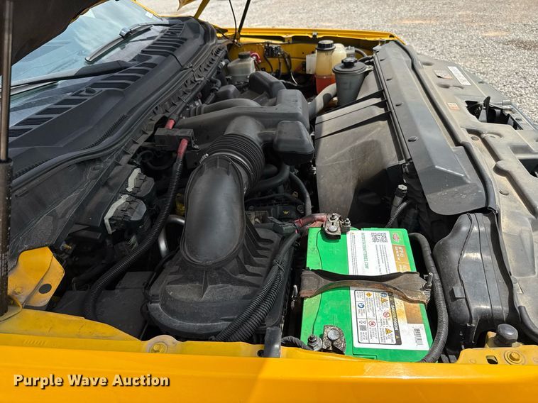 image for item EJ4549 2017 Ford F350 Super Duty utility bed pickup truck