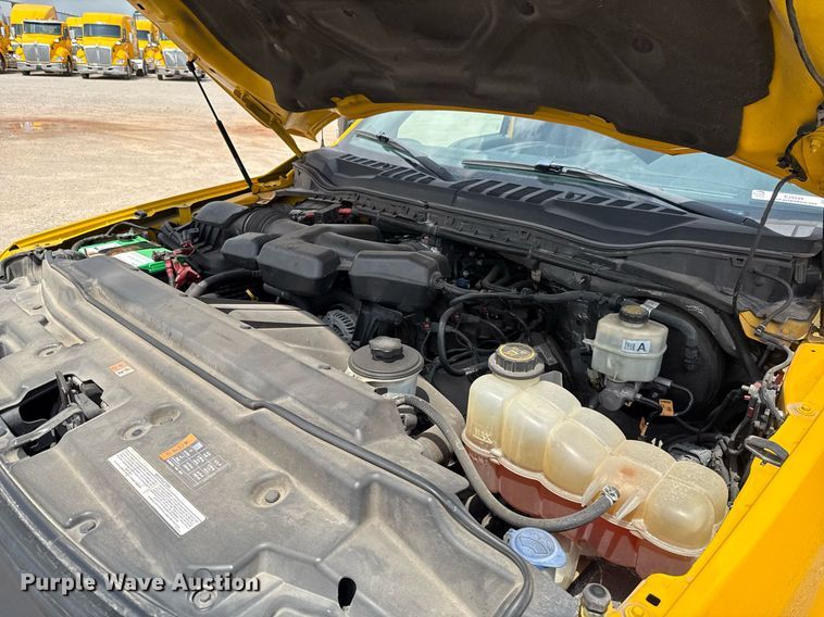 image for item EJ4549 2017 Ford F350 Super Duty utility bed pickup truck