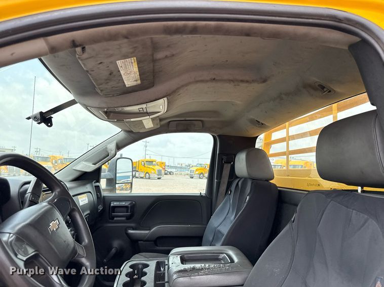 image for item EJ4550 2015 Chevrolet Silverado 3500HD utility bed pickup truck