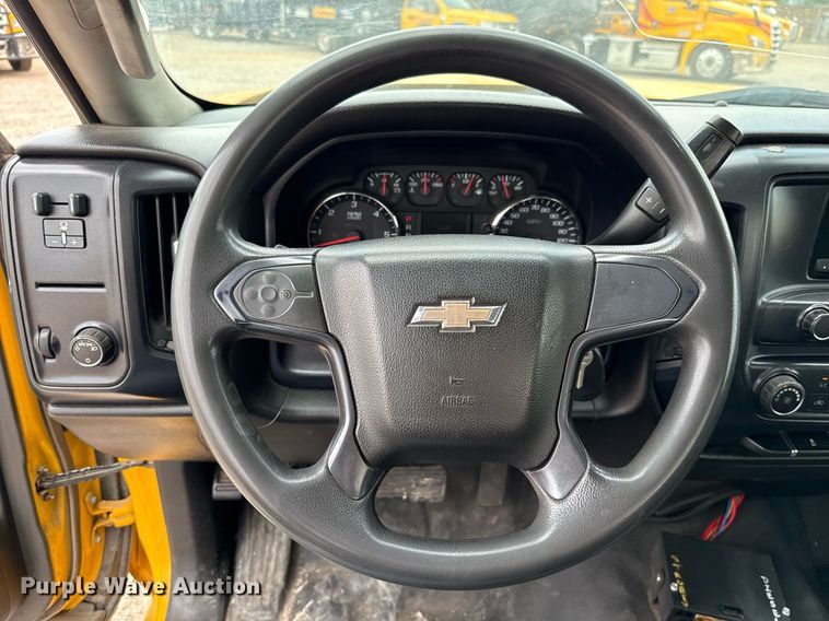 image for item EJ4550 2015 Chevrolet Silverado 3500HD utility bed pickup truck